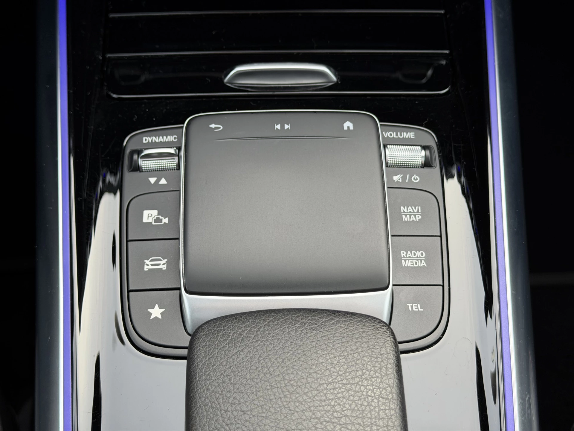 Hoofdafbeelding Mercedes-Benz EQA