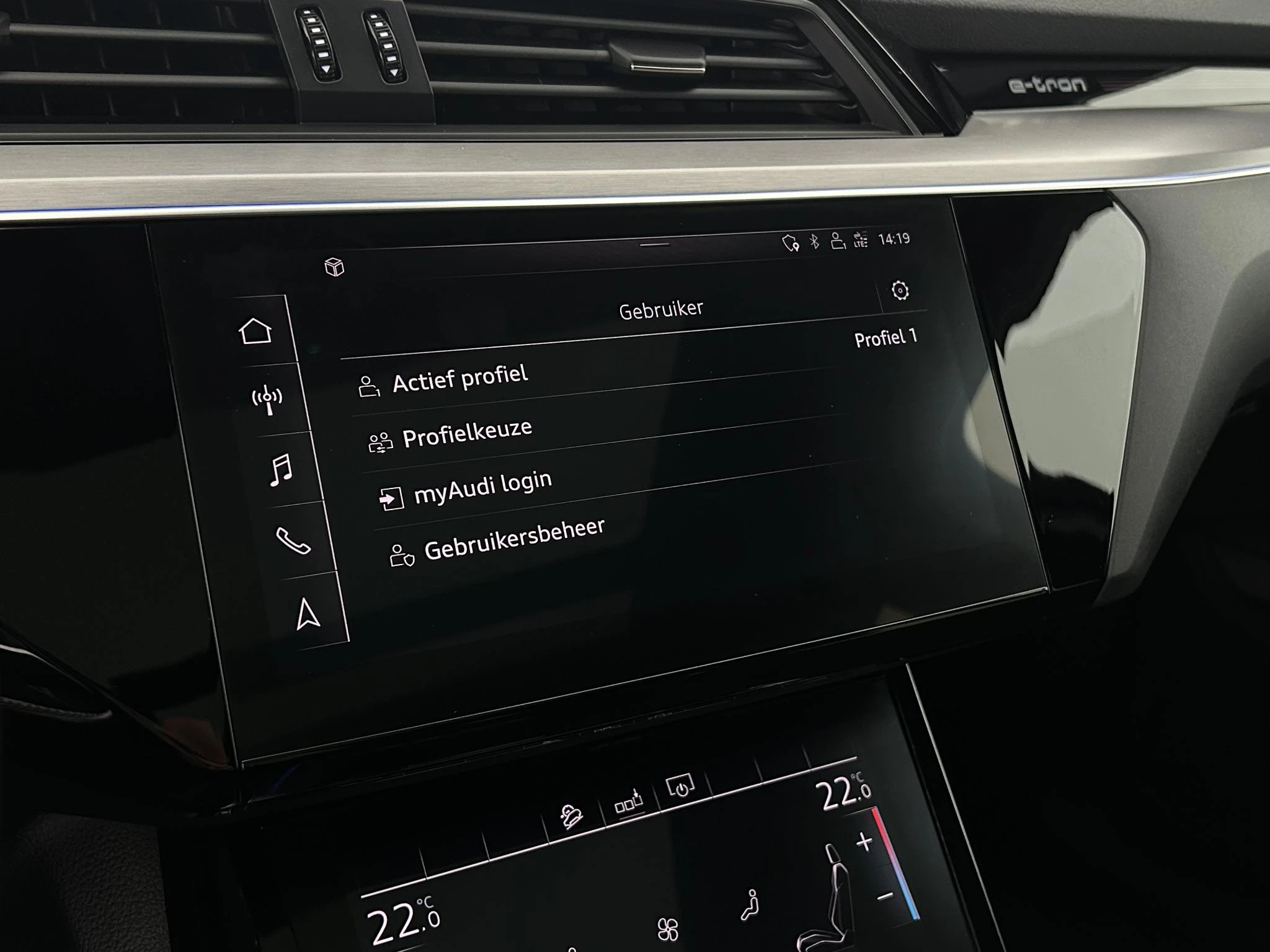 Hoofdafbeelding Audi e-tron