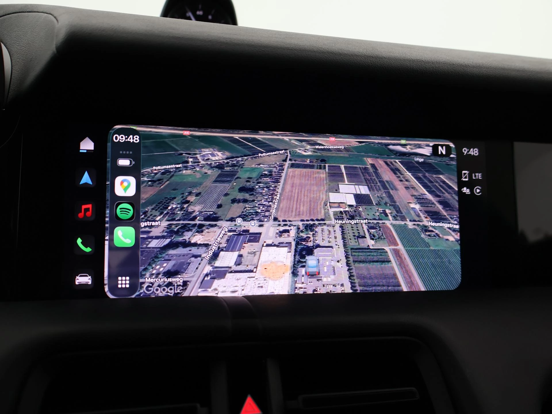 Hoofdafbeelding Porsche Taycan