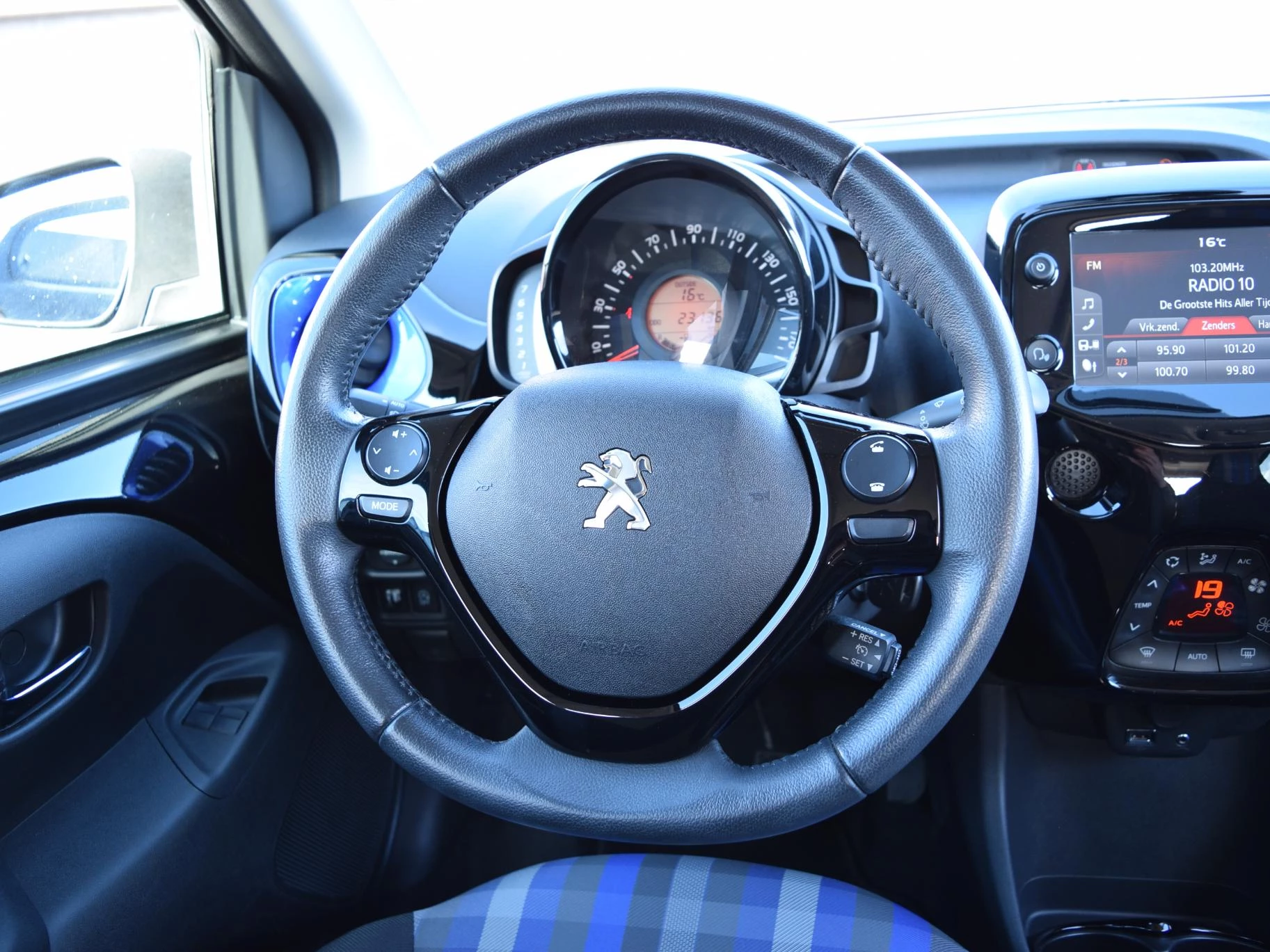 Hoofdafbeelding Peugeot 108