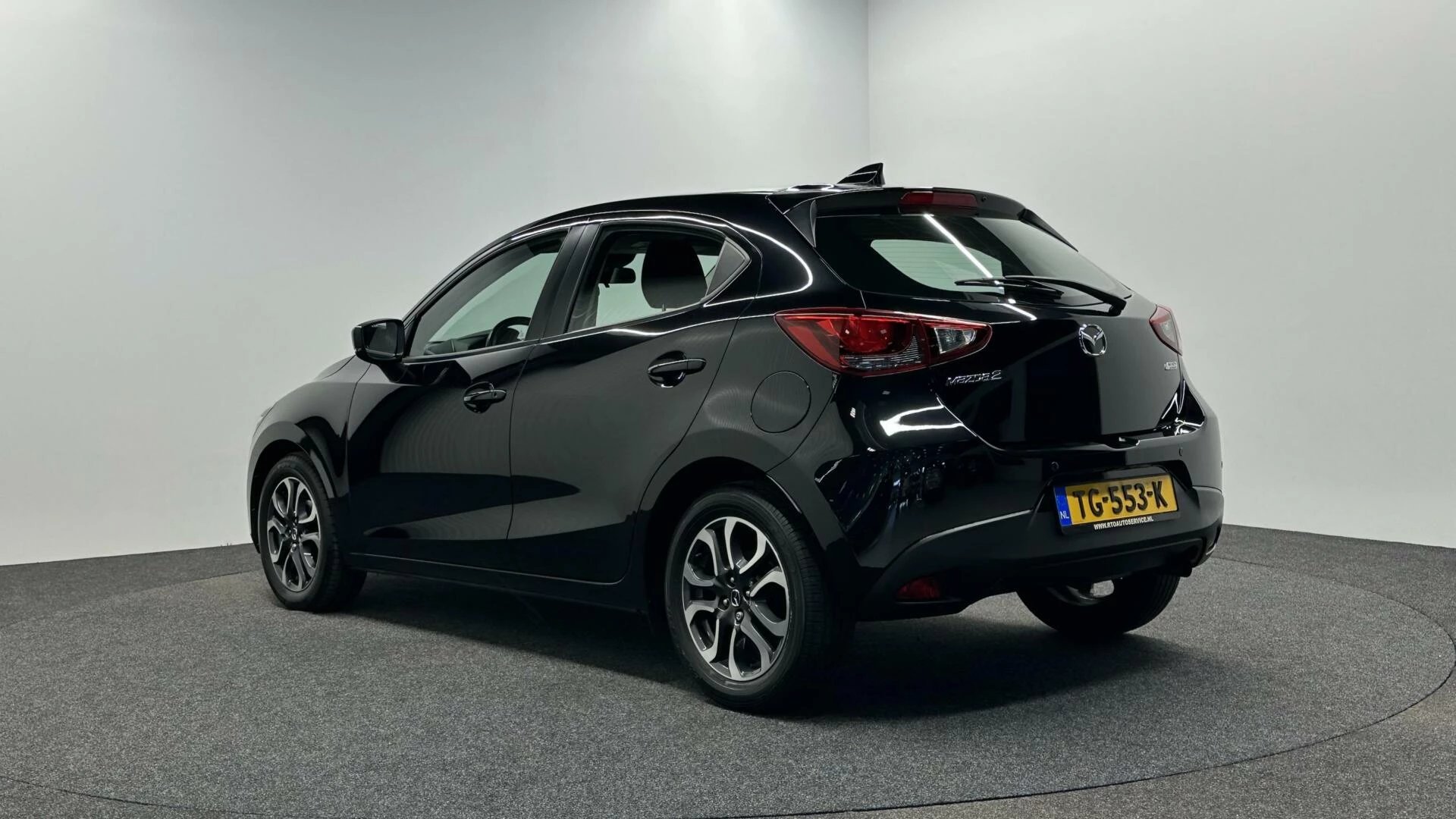 Hoofdafbeelding Mazda 2