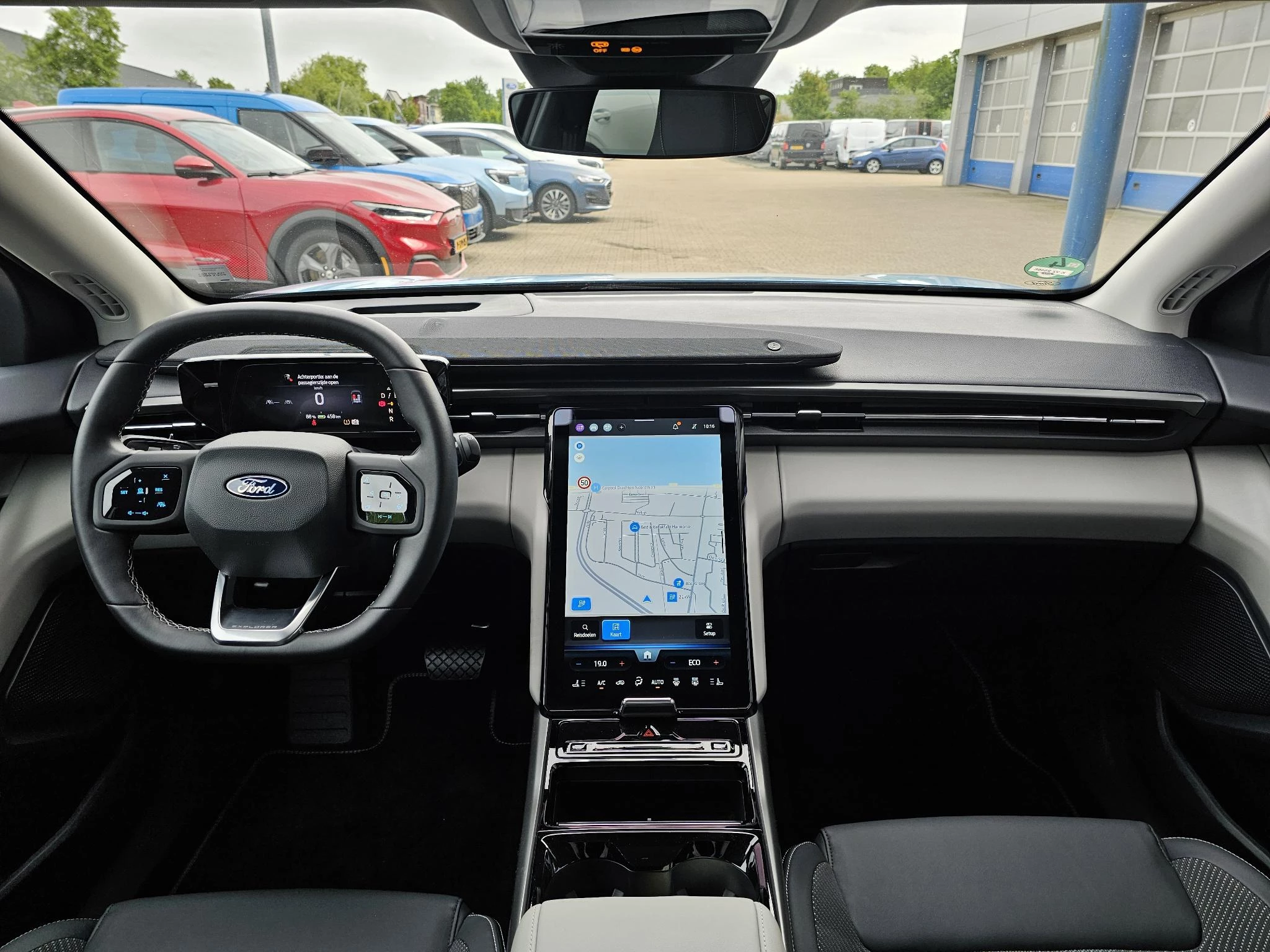 Hoofdafbeelding Ford Explorer