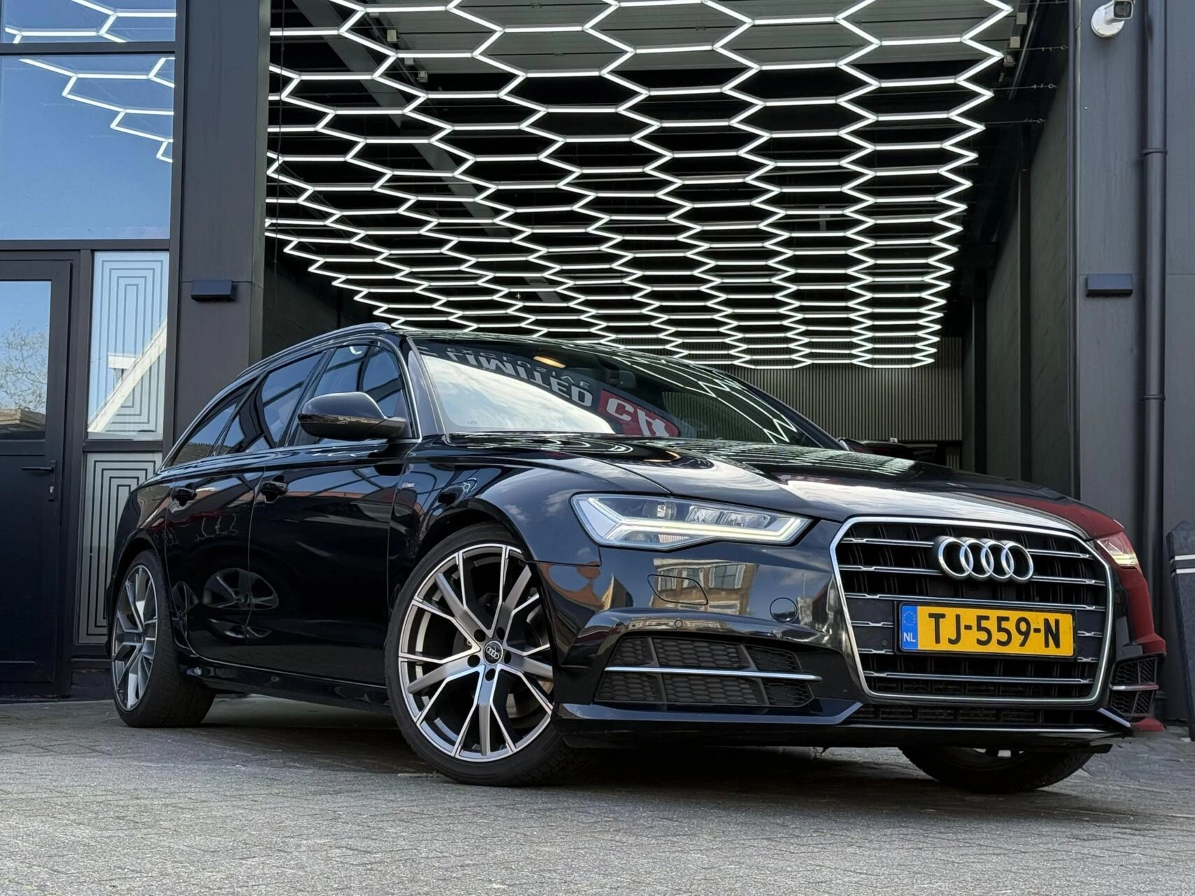 Hoofdafbeelding Audi A6
