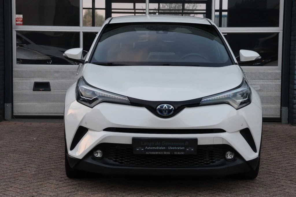 Hoofdafbeelding Toyota C-HR