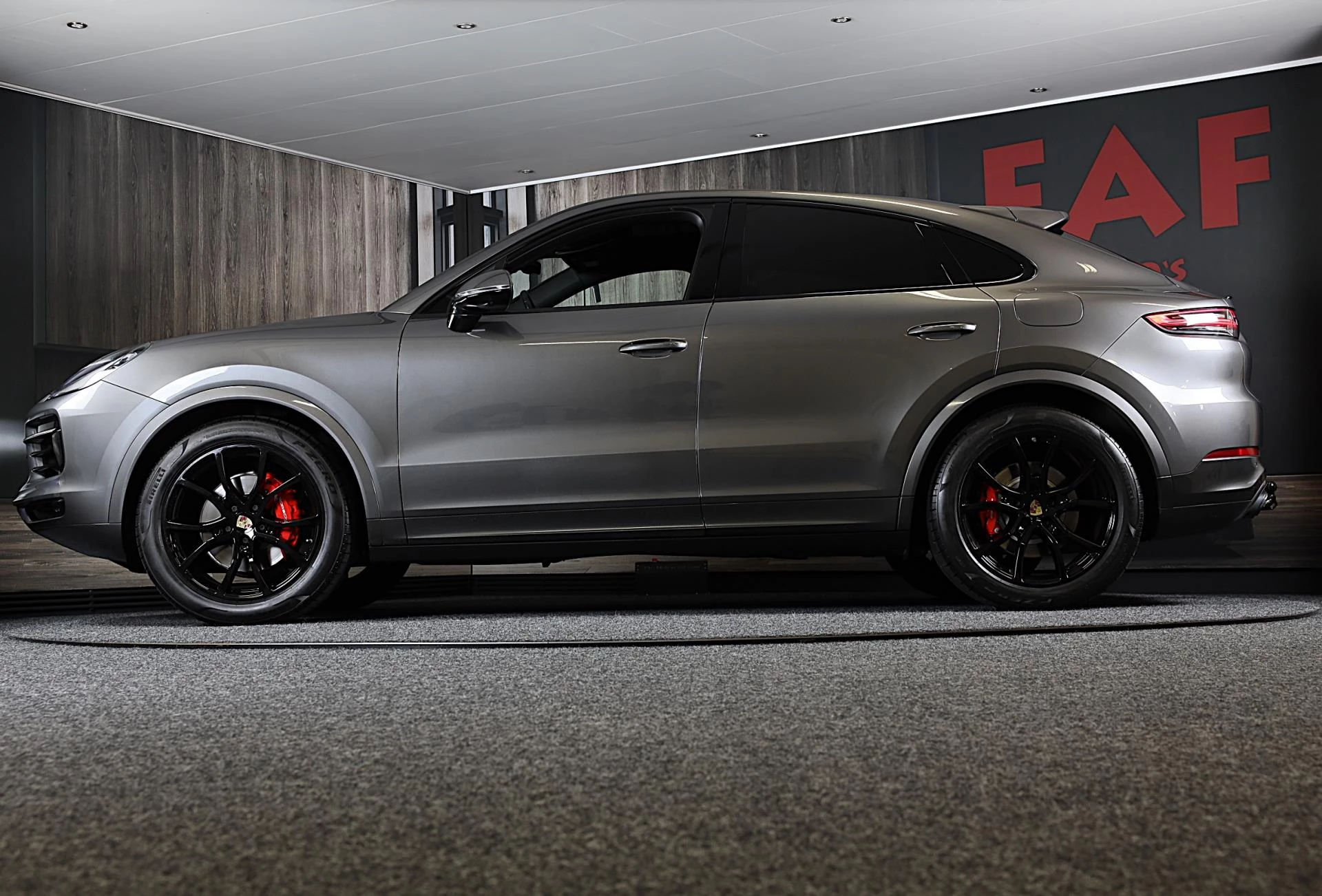 Hoofdafbeelding Porsche Cayenne