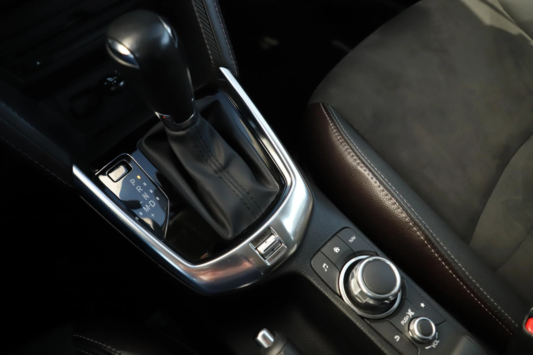 Hoofdafbeelding Mazda 2