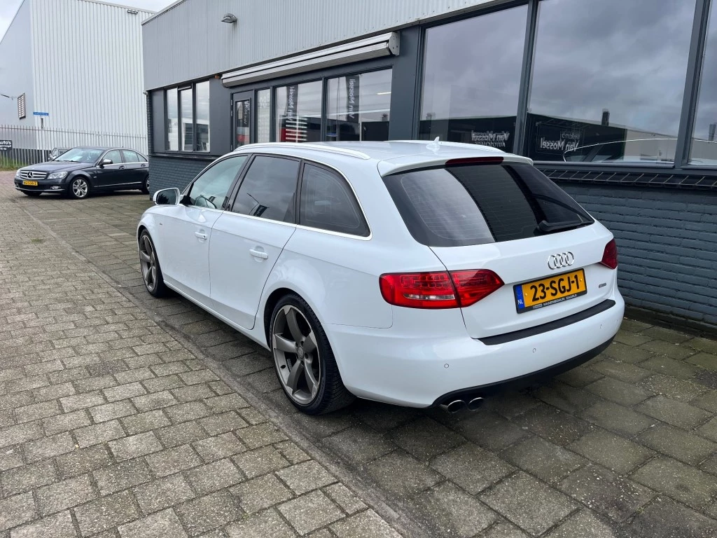 Hoofdafbeelding Audi A4