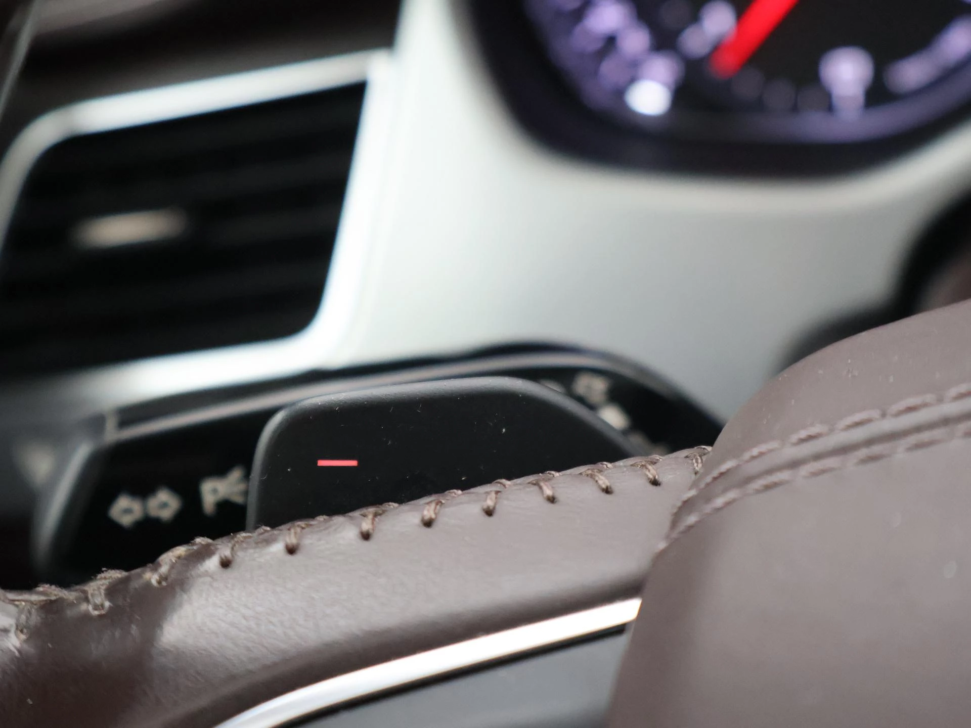 Hoofdafbeelding Audi A8