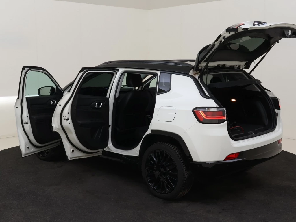 Hoofdafbeelding Jeep Compass