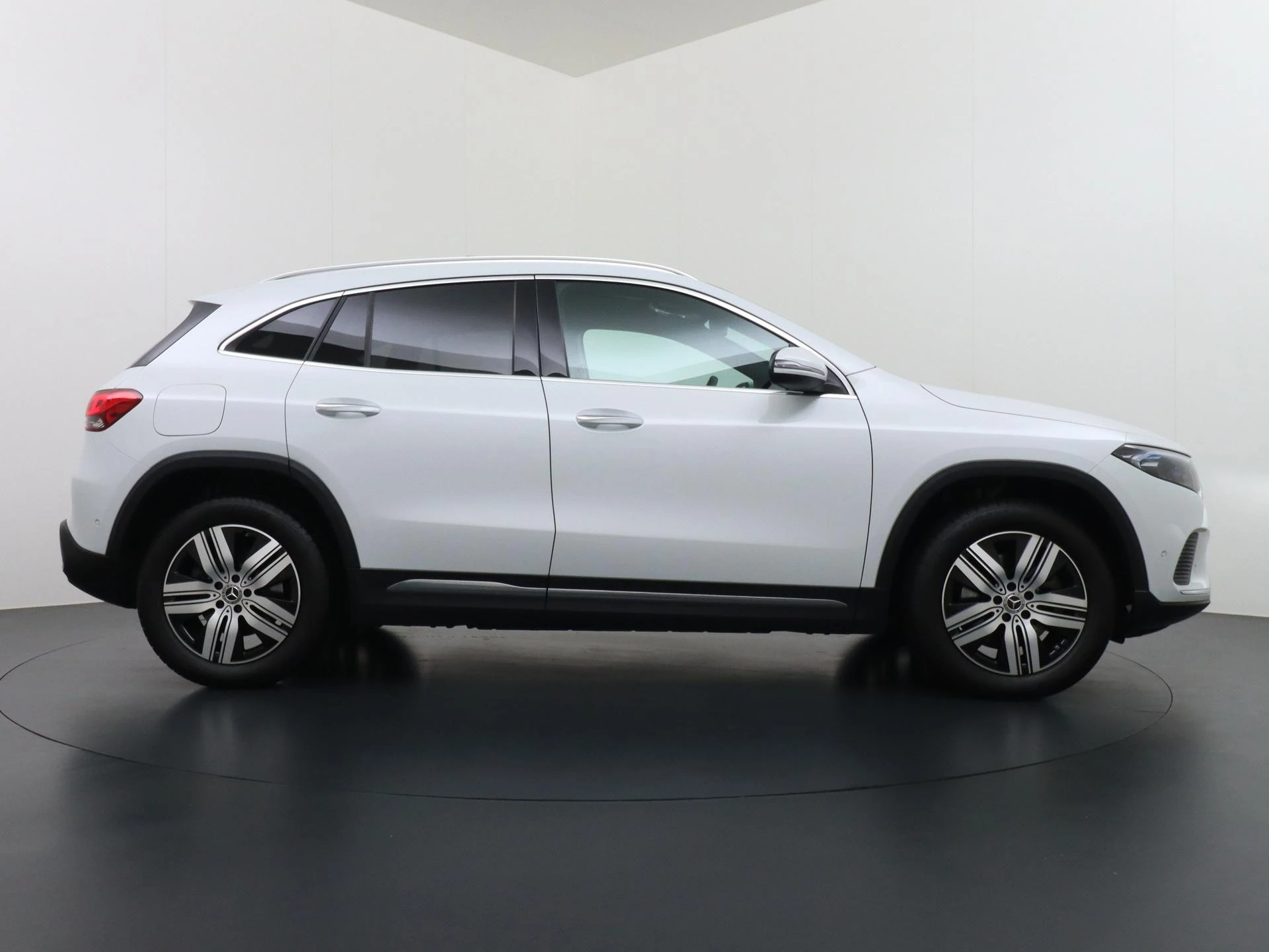 Hoofdafbeelding Mercedes-Benz EQA