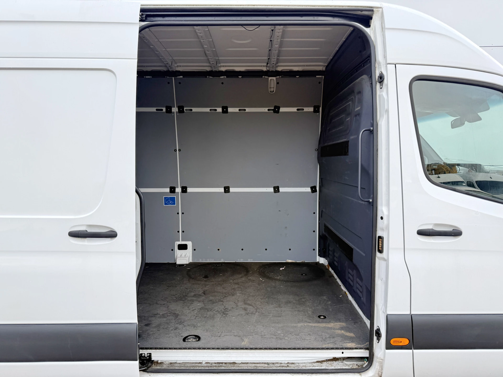 Hoofdafbeelding Mercedes-Benz eSprinter