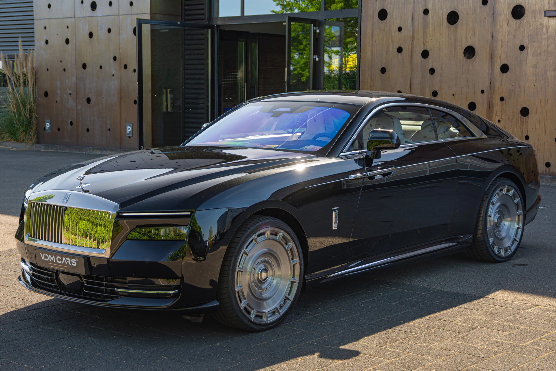 Hoofdafbeelding Rolls-Royce Spectre