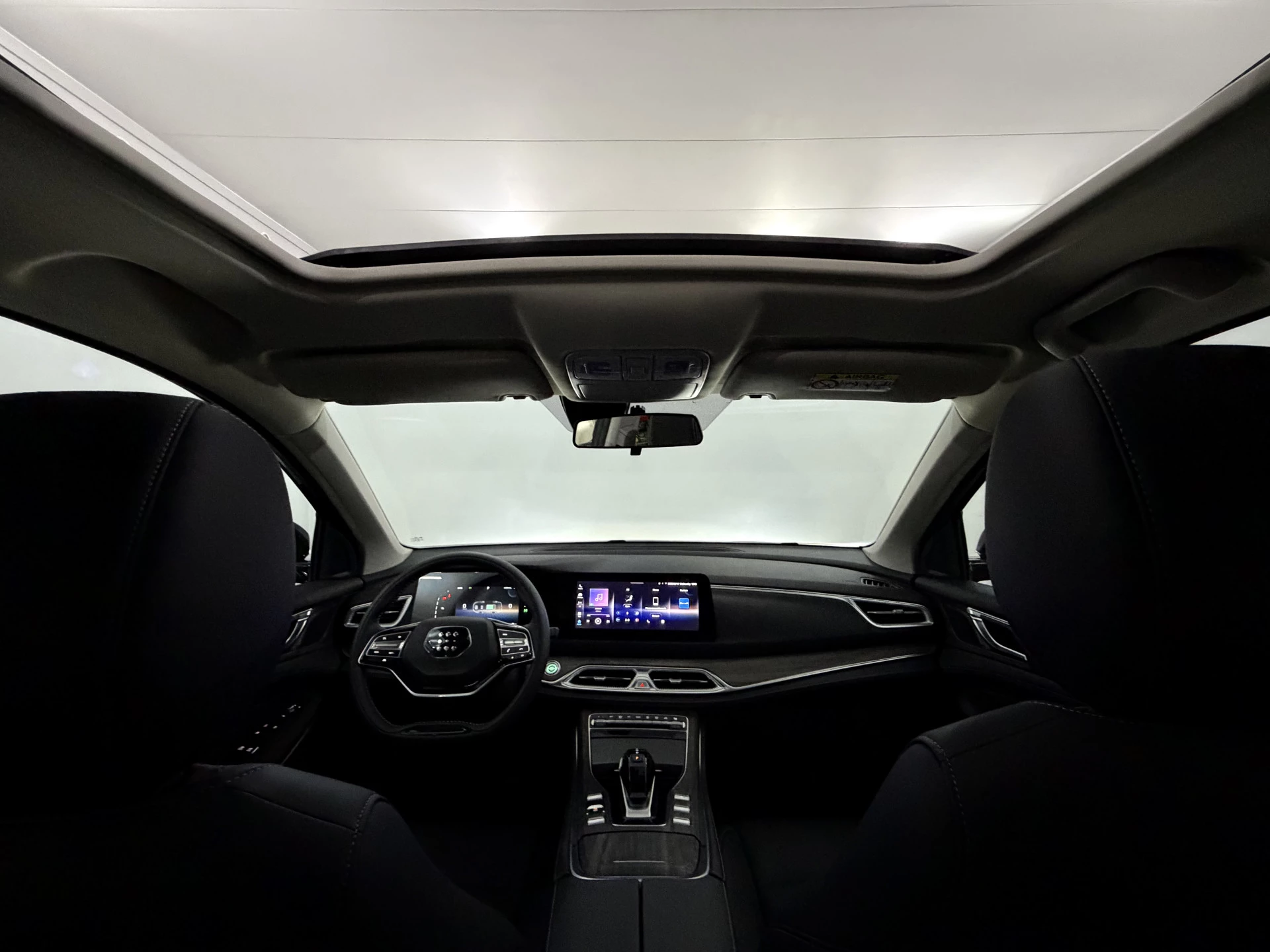 Hoofdafbeelding DFSK E5 PHEV