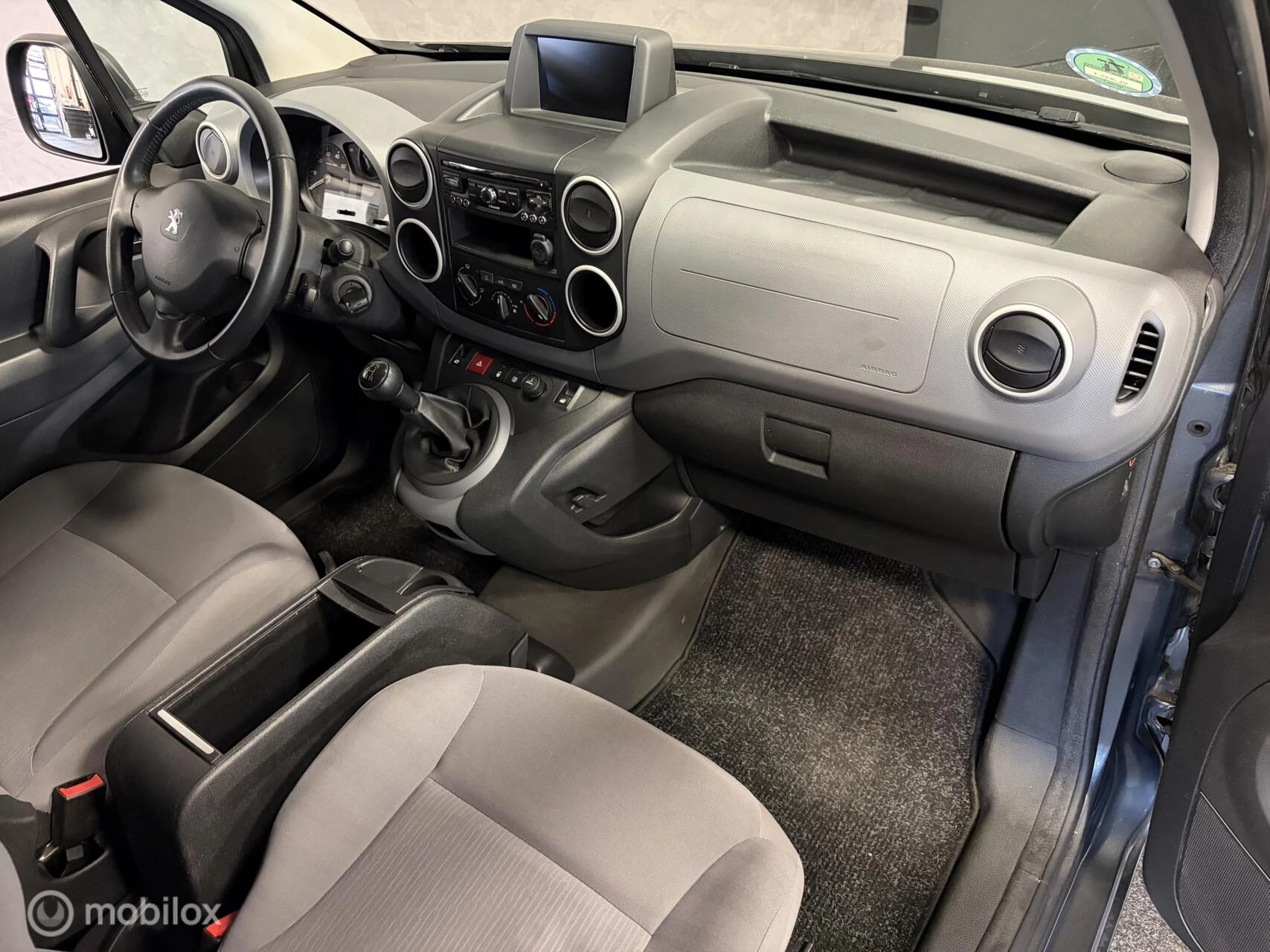 Hoofdafbeelding Peugeot Partner