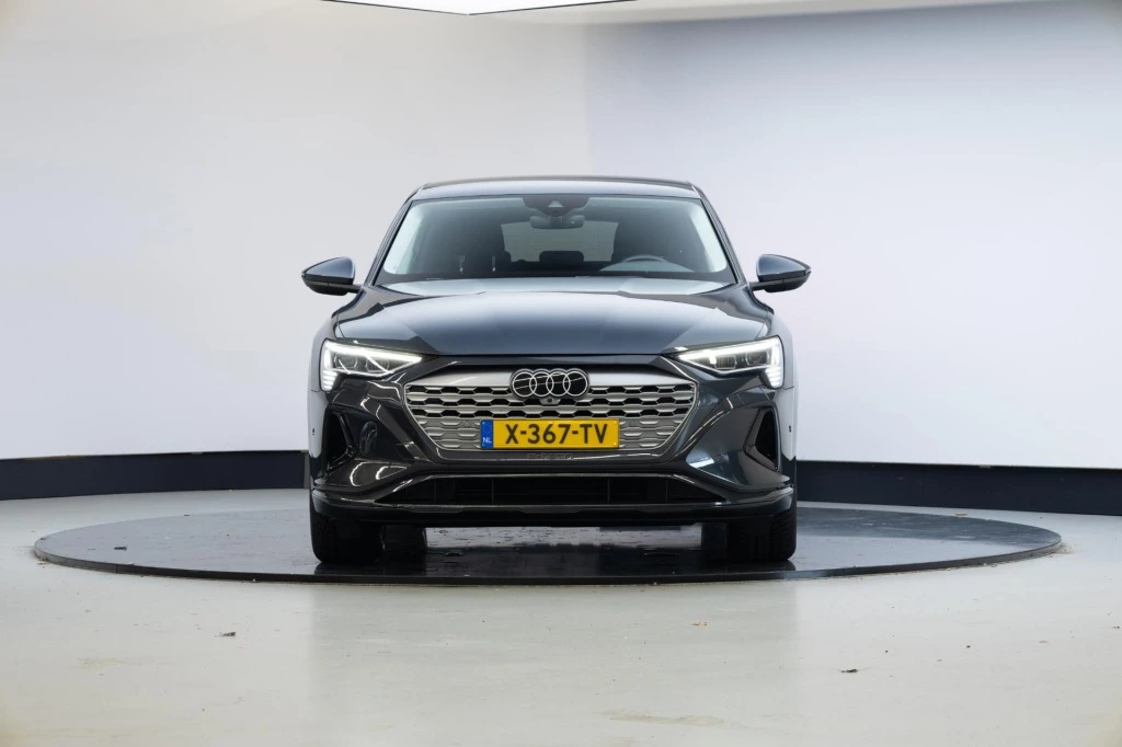 Hoofdafbeelding Audi Q8 e-tron
