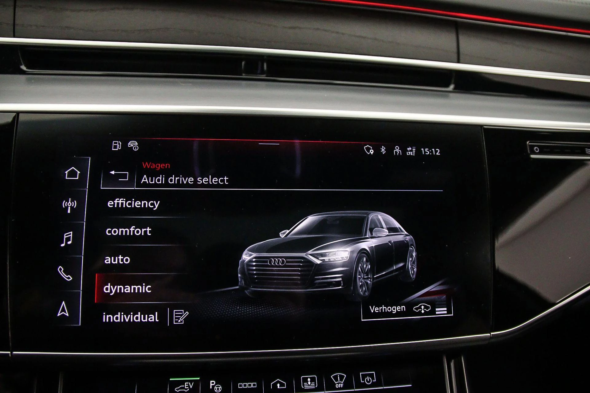 Hoofdafbeelding Audi A8