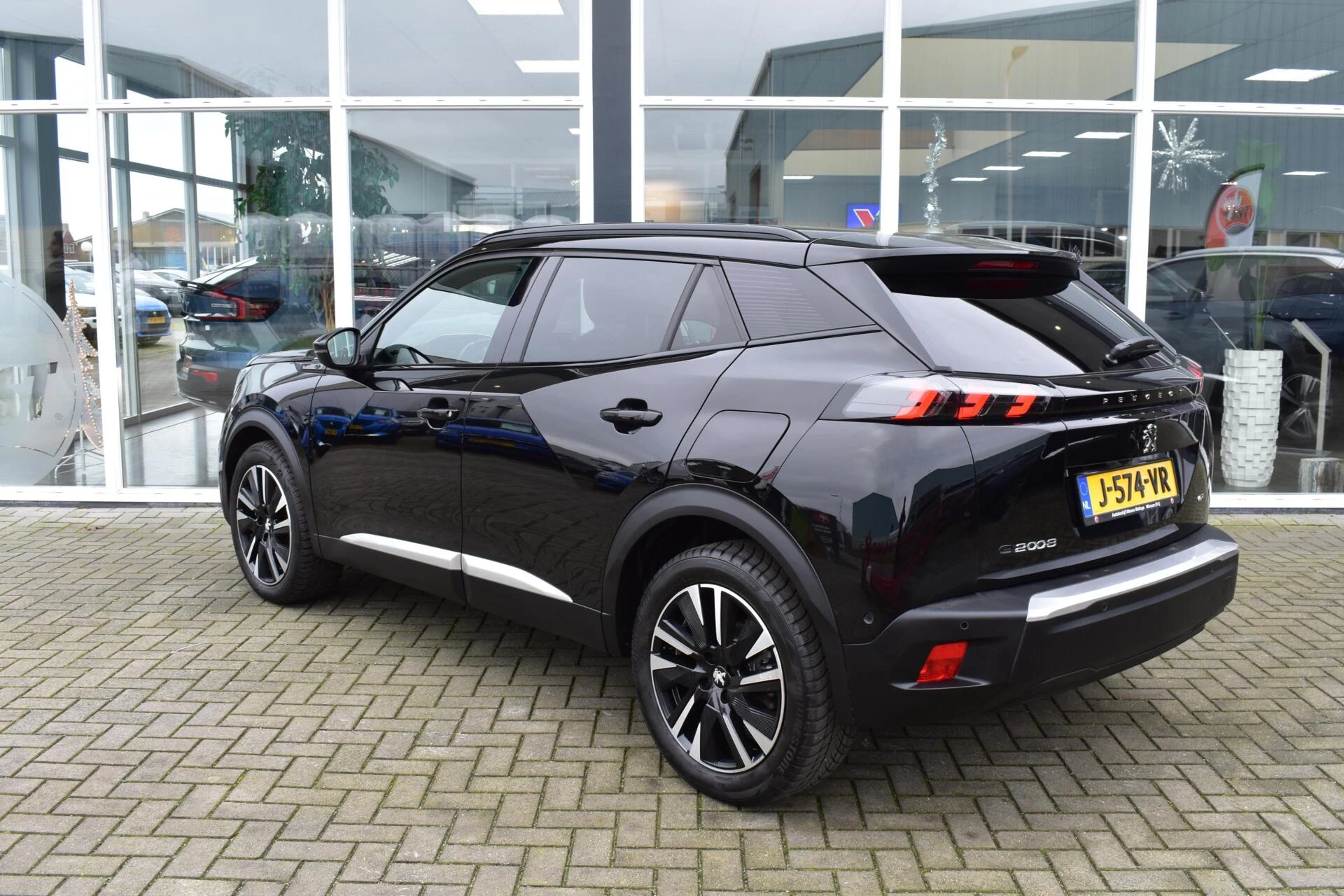 Hoofdafbeelding Peugeot e-2008