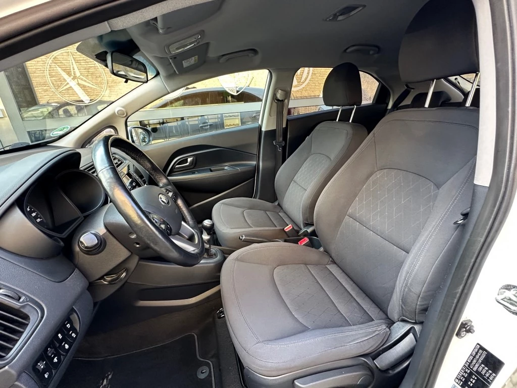 Hoofdafbeelding Kia Rio