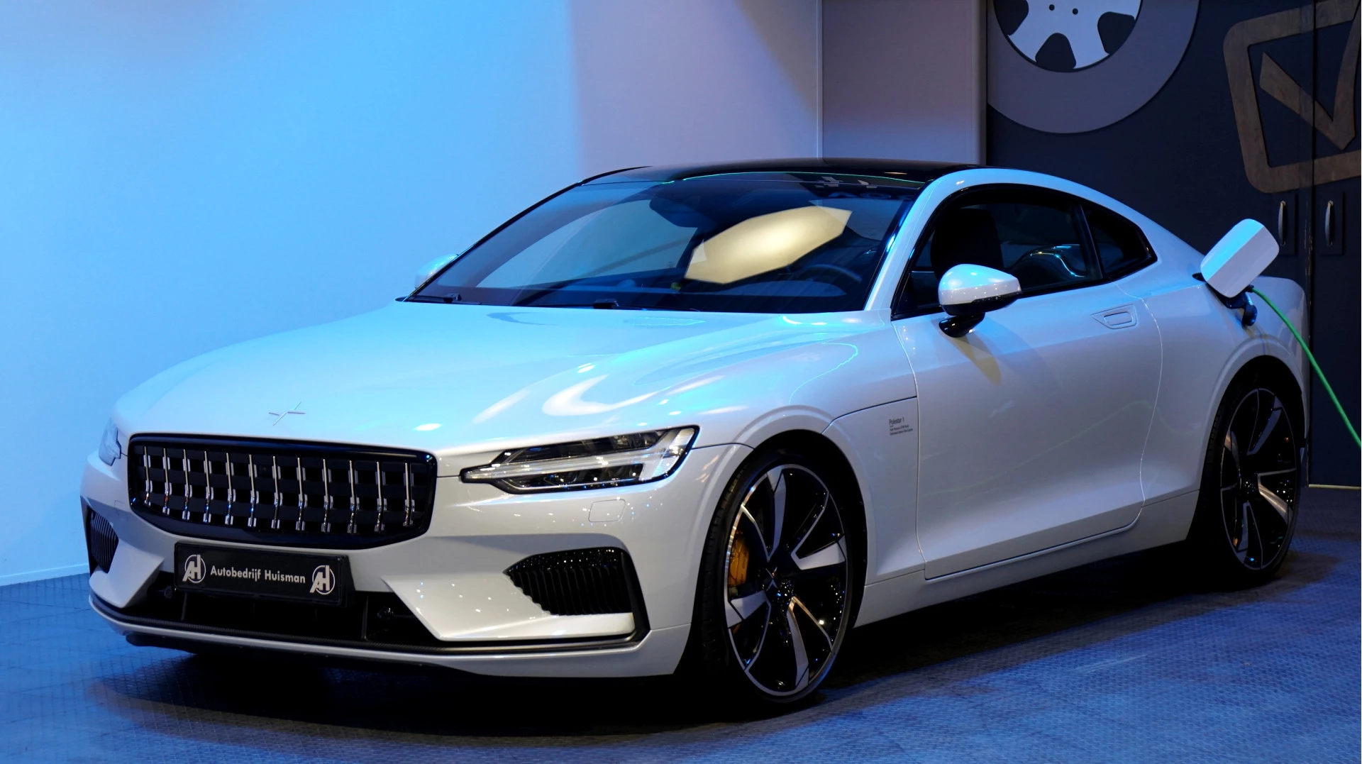 Hoofdafbeelding Polestar 1