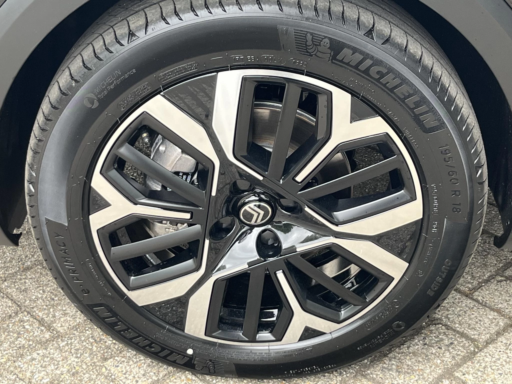 Hoofdafbeelding Citroën ë-C4