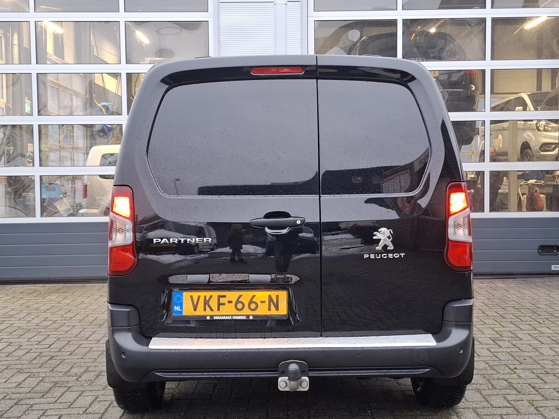 Hoofdafbeelding Peugeot Partner