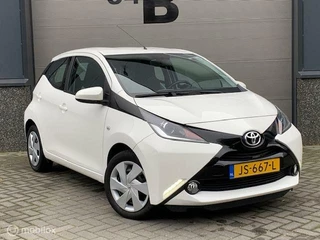 Hoofdafbeelding Toyota Aygo Toyota Aygo 1.0 VVT-i x-play 2016 automaat eerste eigenaar !