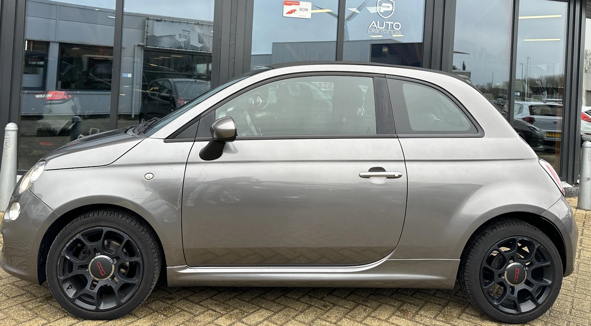 Hoofdafbeelding Fiat 500C