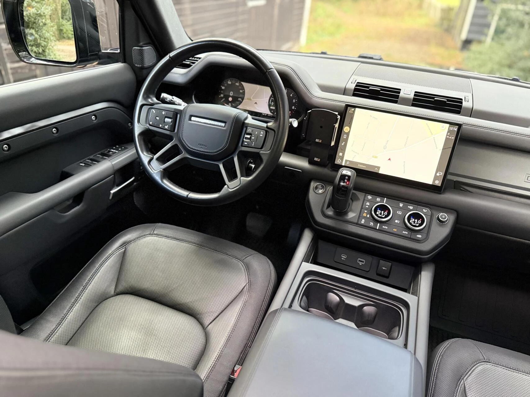 Hoofdafbeelding Land Rover Defender