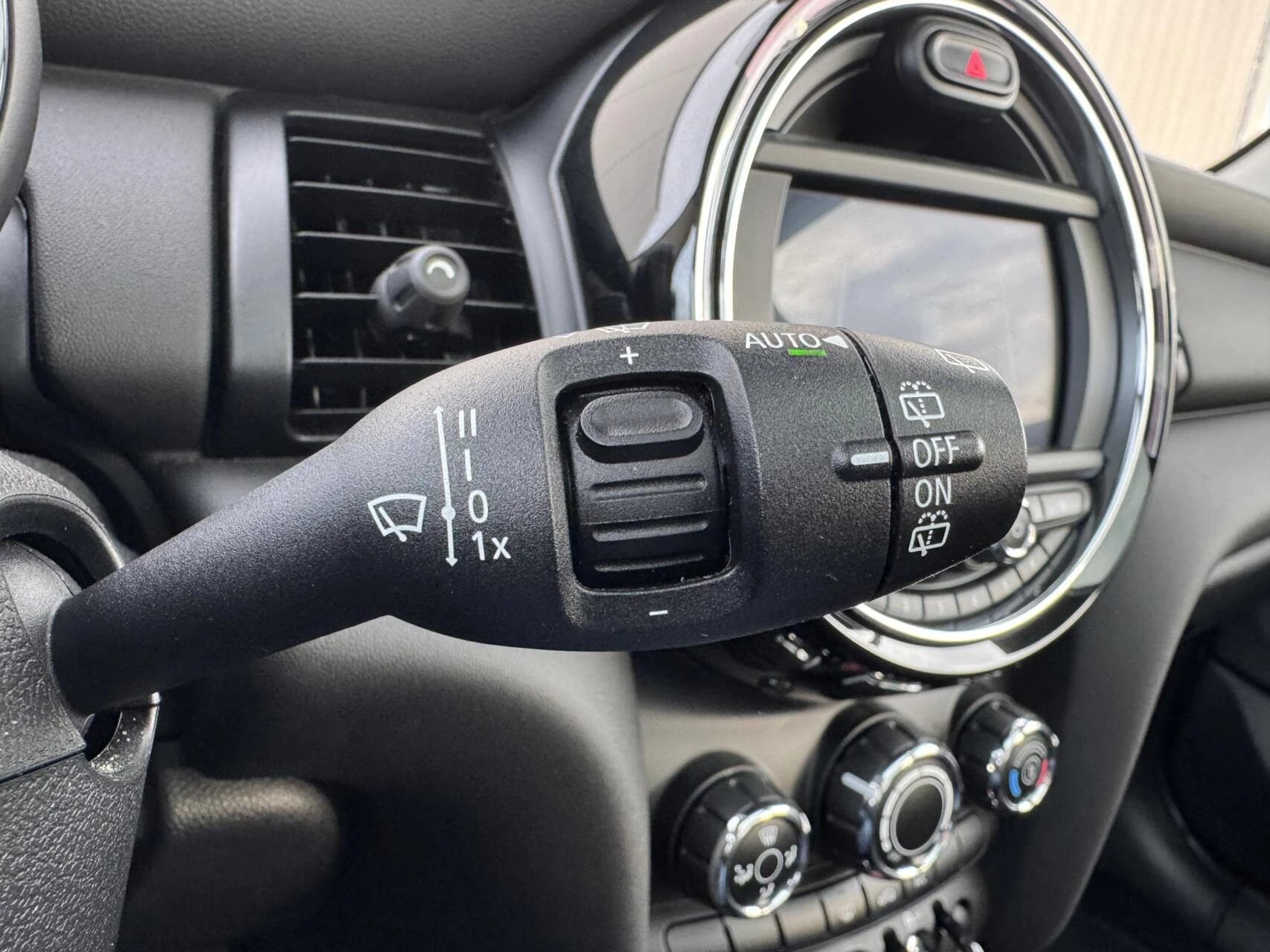 Hoofdafbeelding MINI One