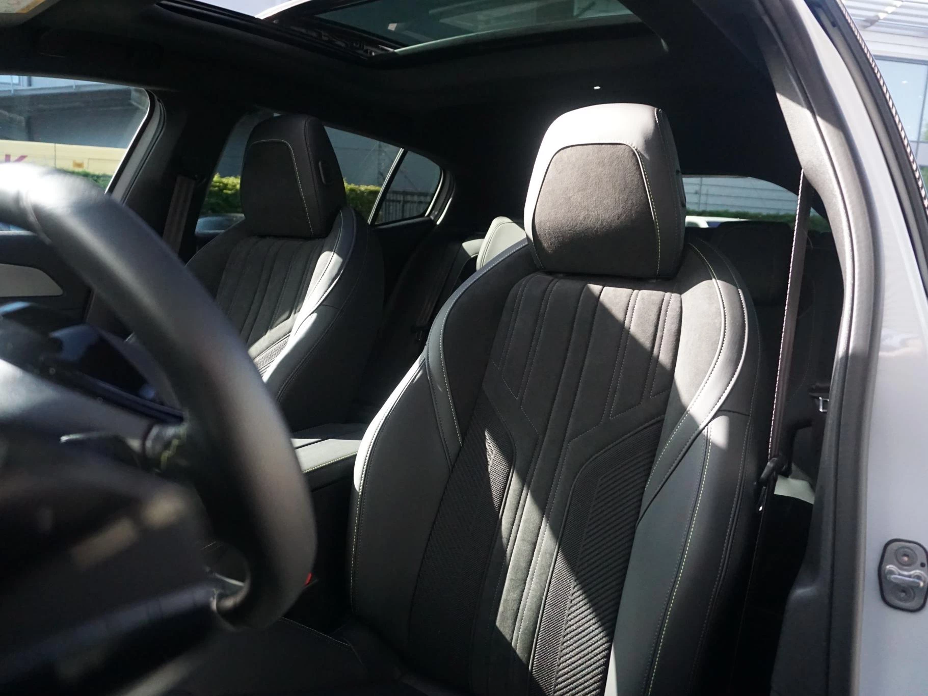 Hoofdafbeelding Peugeot 408