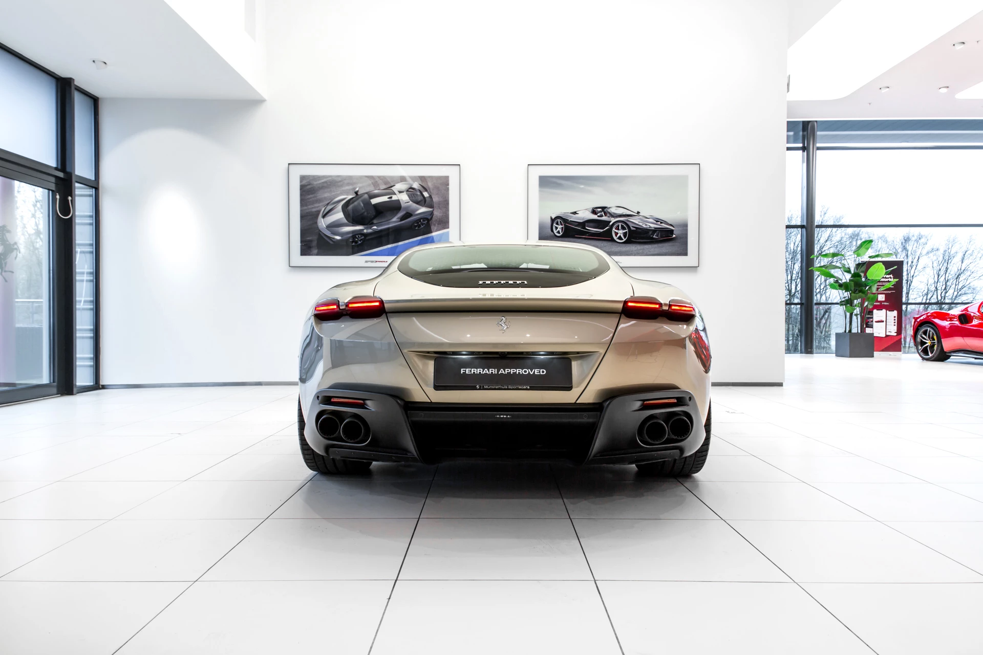 Hoofdafbeelding Ferrari Roma