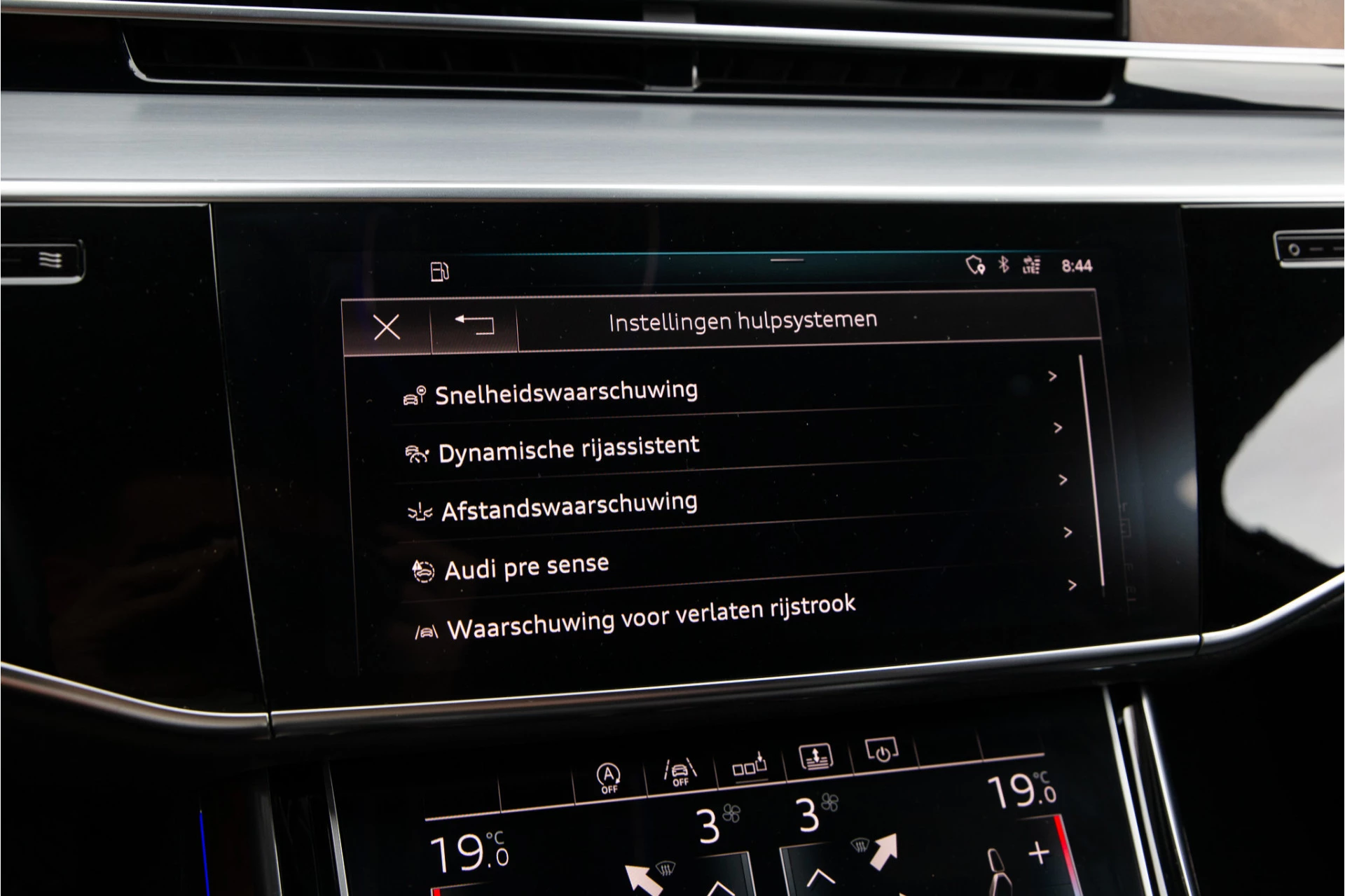 Hoofdafbeelding Audi A8