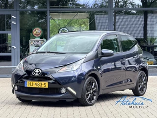 Toyota Aygo 1.0 VVT-i x-play | Automaat | Camera | Bluetooth | Dealer Onderhouden
