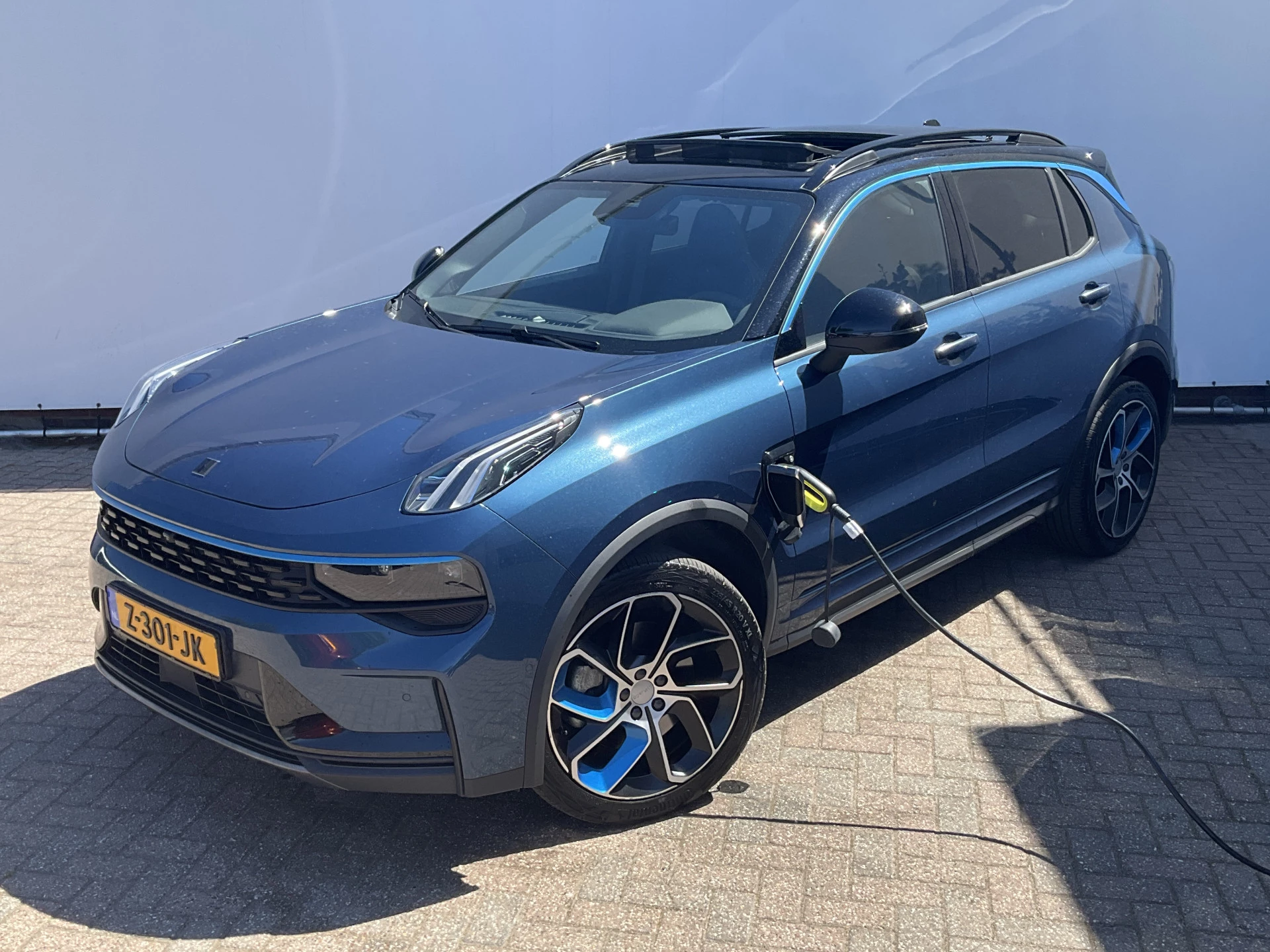 Hoofdafbeelding Lynk & Co 01