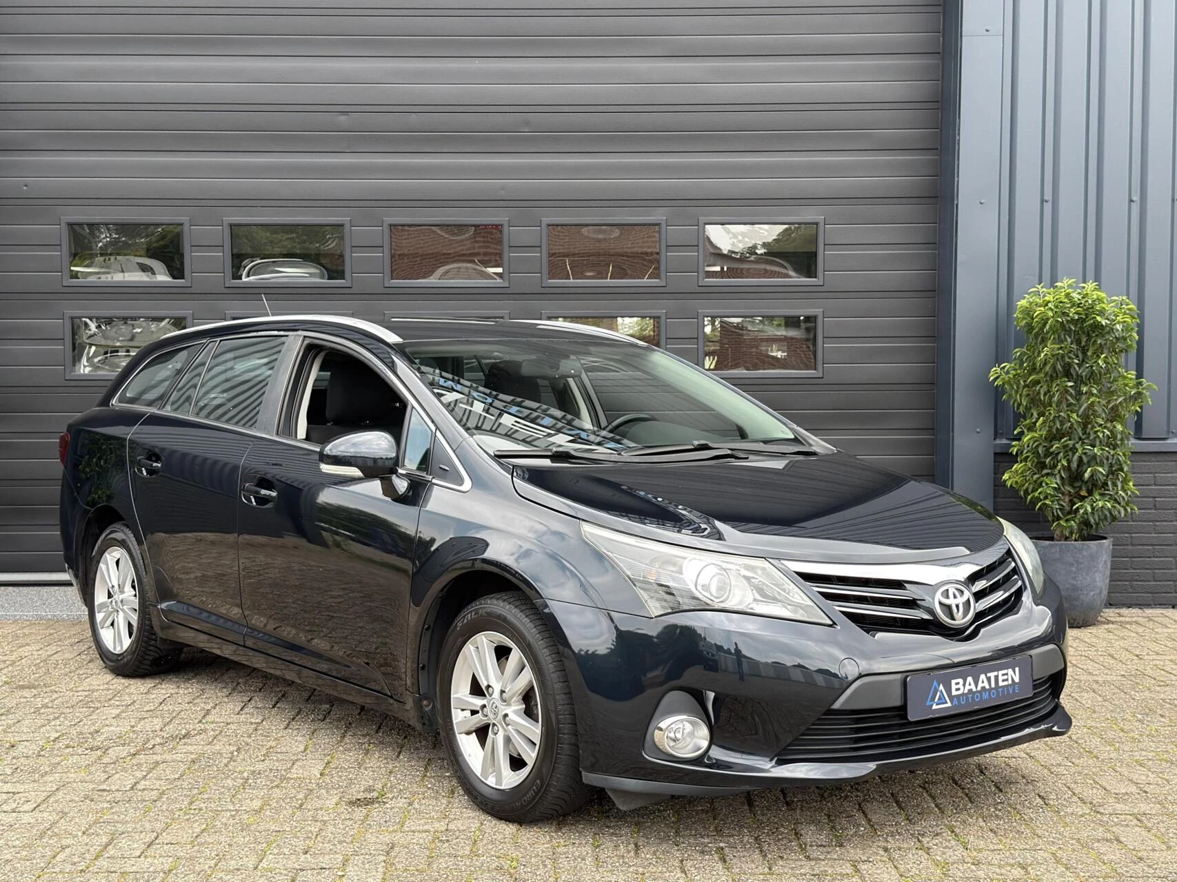 Hoofdafbeelding Toyota Avensis