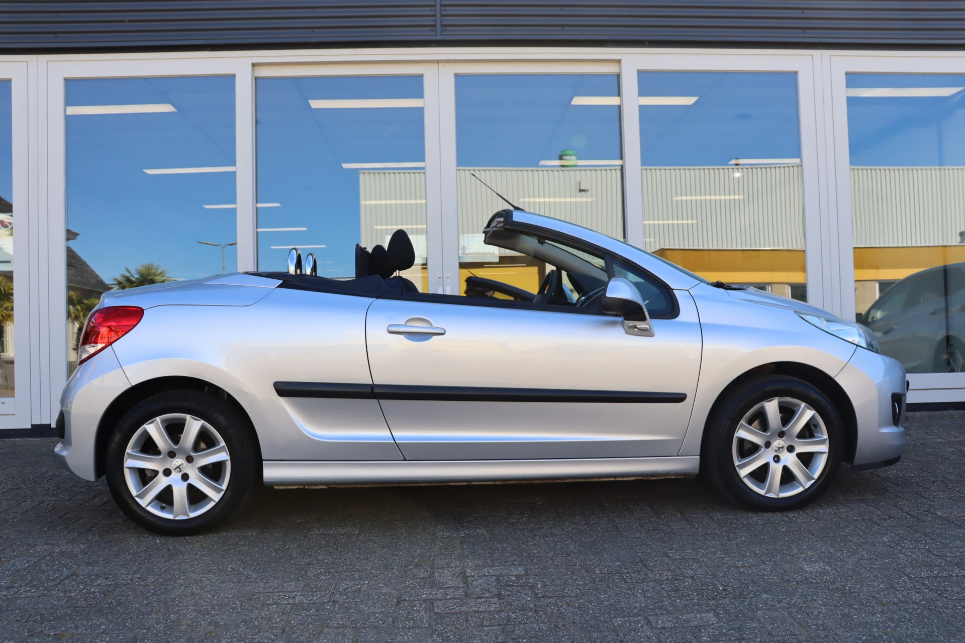 Hoofdafbeelding Peugeot 207