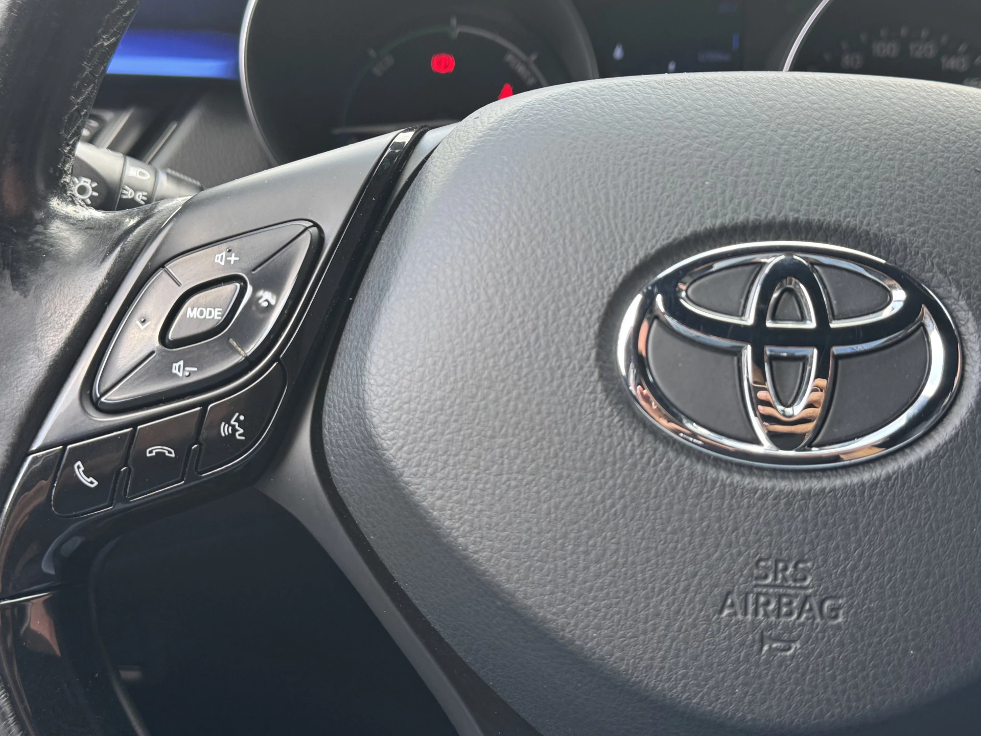 Hoofdafbeelding Toyota C-HR