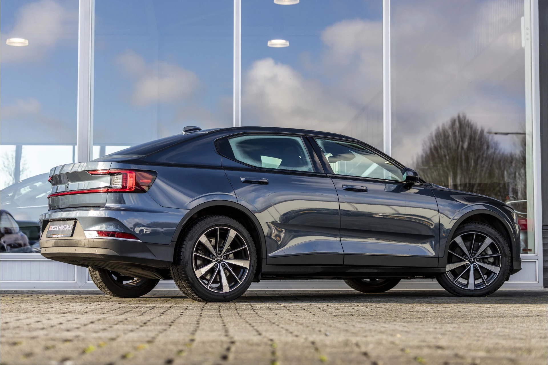 Hoofdafbeelding Polestar 2