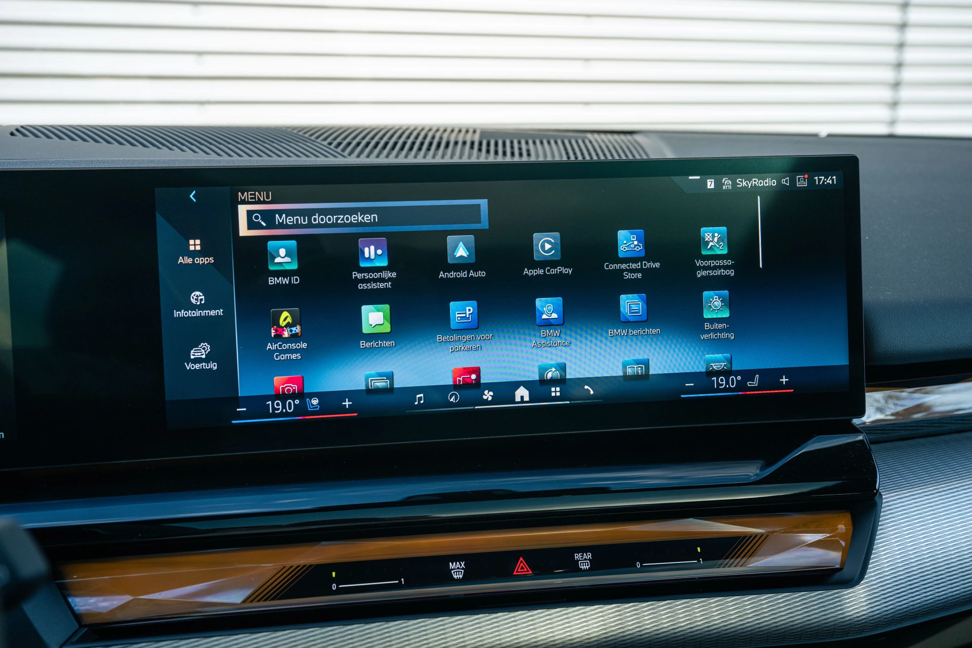 Hoofdafbeelding BMW i5