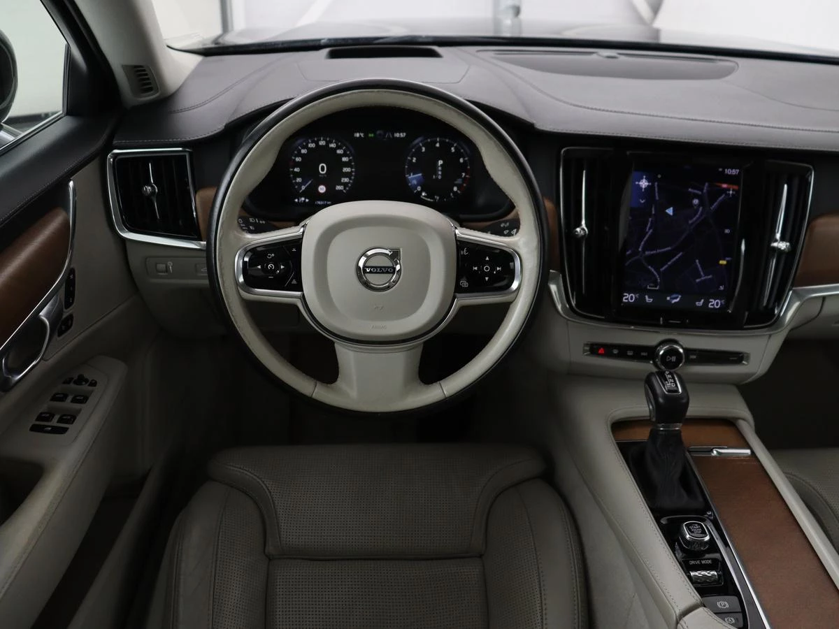 Hoofdafbeelding Volvo S90