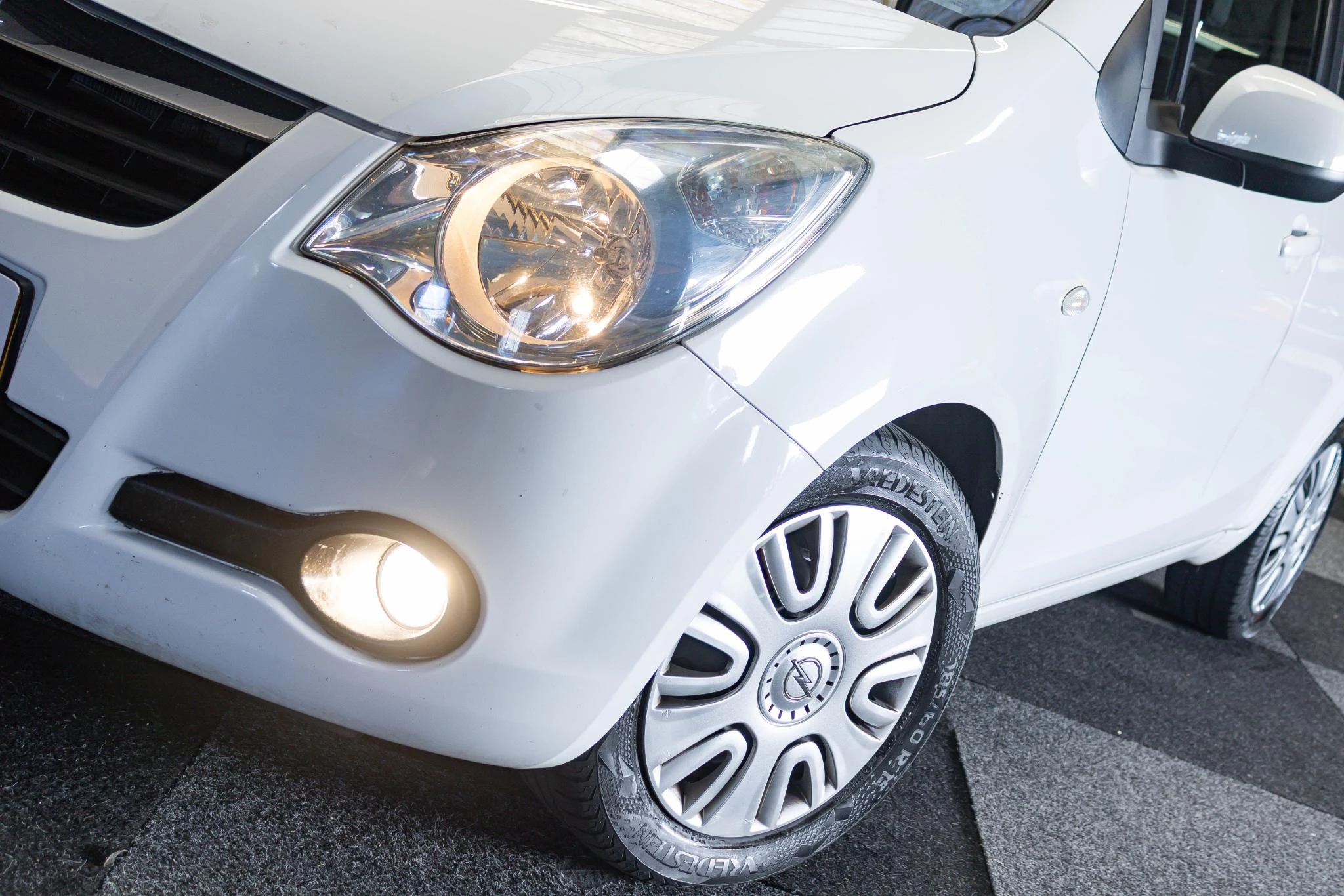 Hoofdafbeelding Opel Agila