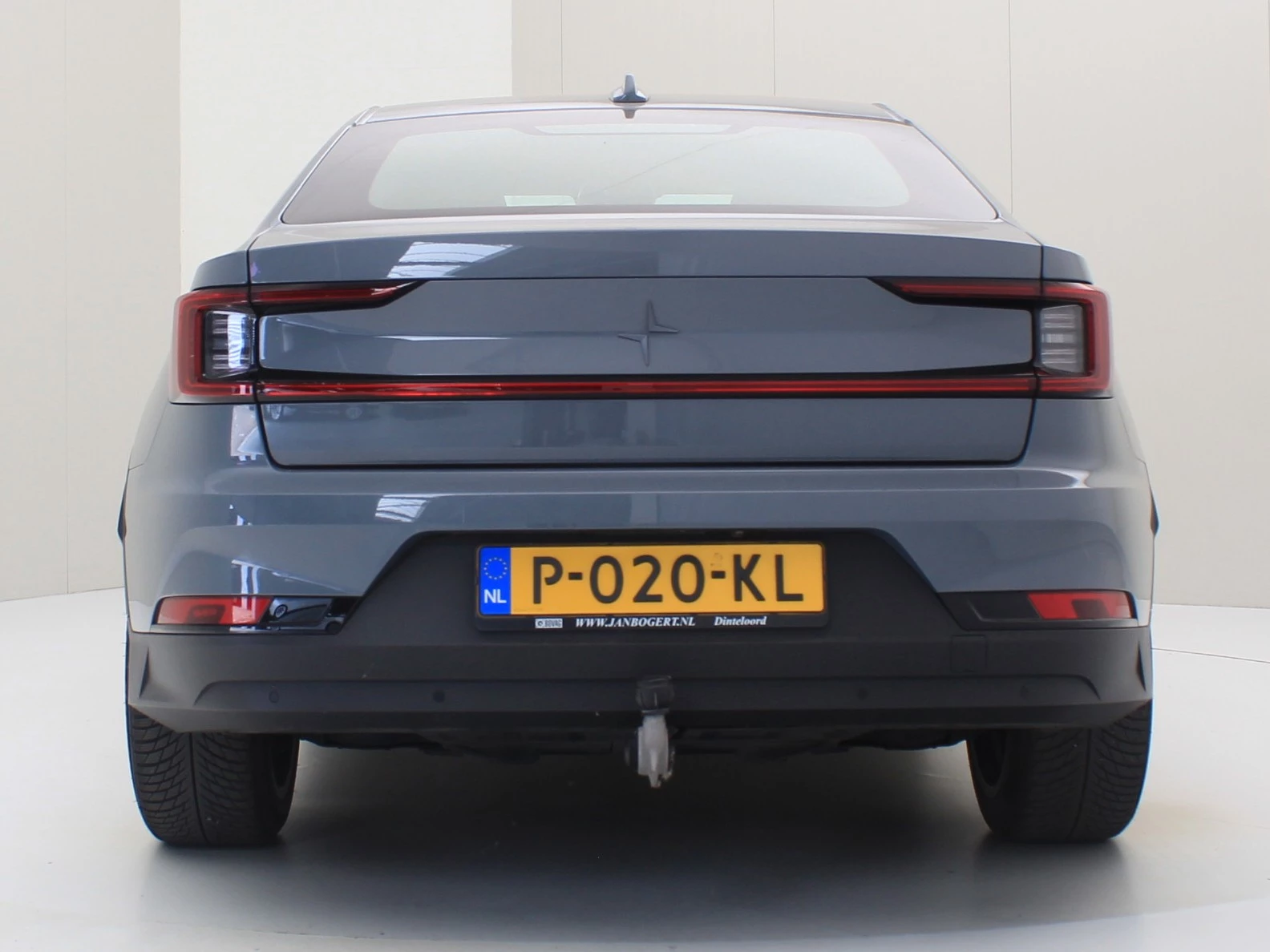 Hoofdafbeelding Polestar 2