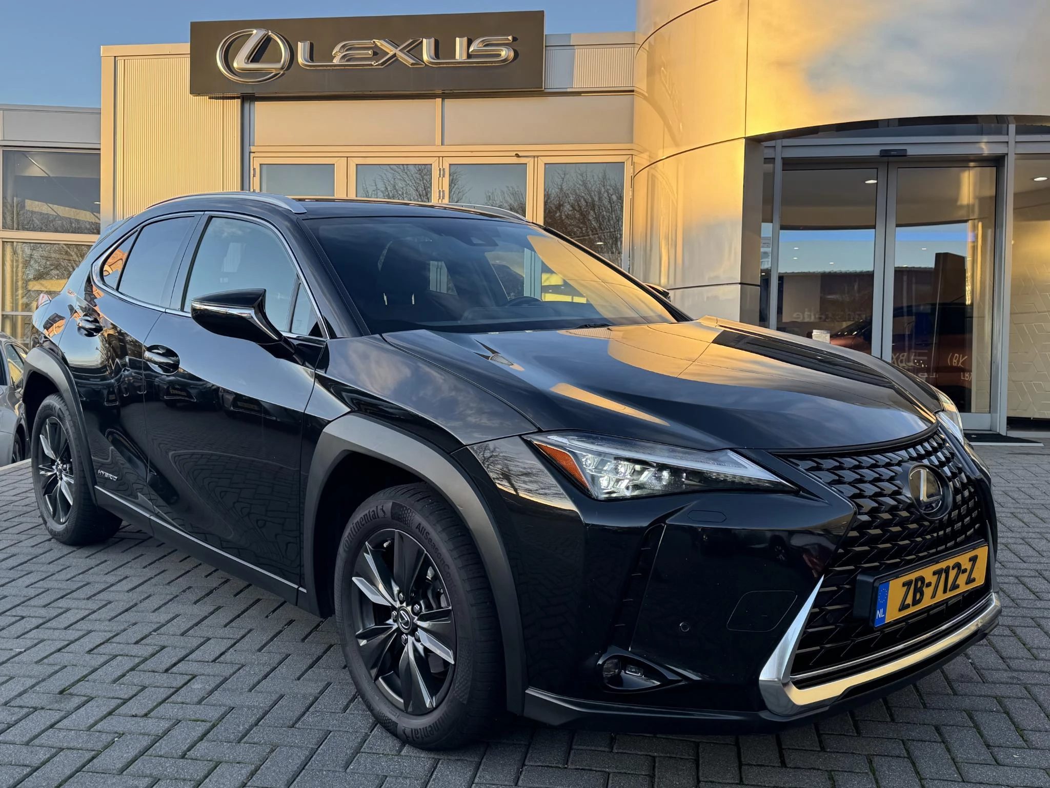 Hoofdafbeelding Lexus UX