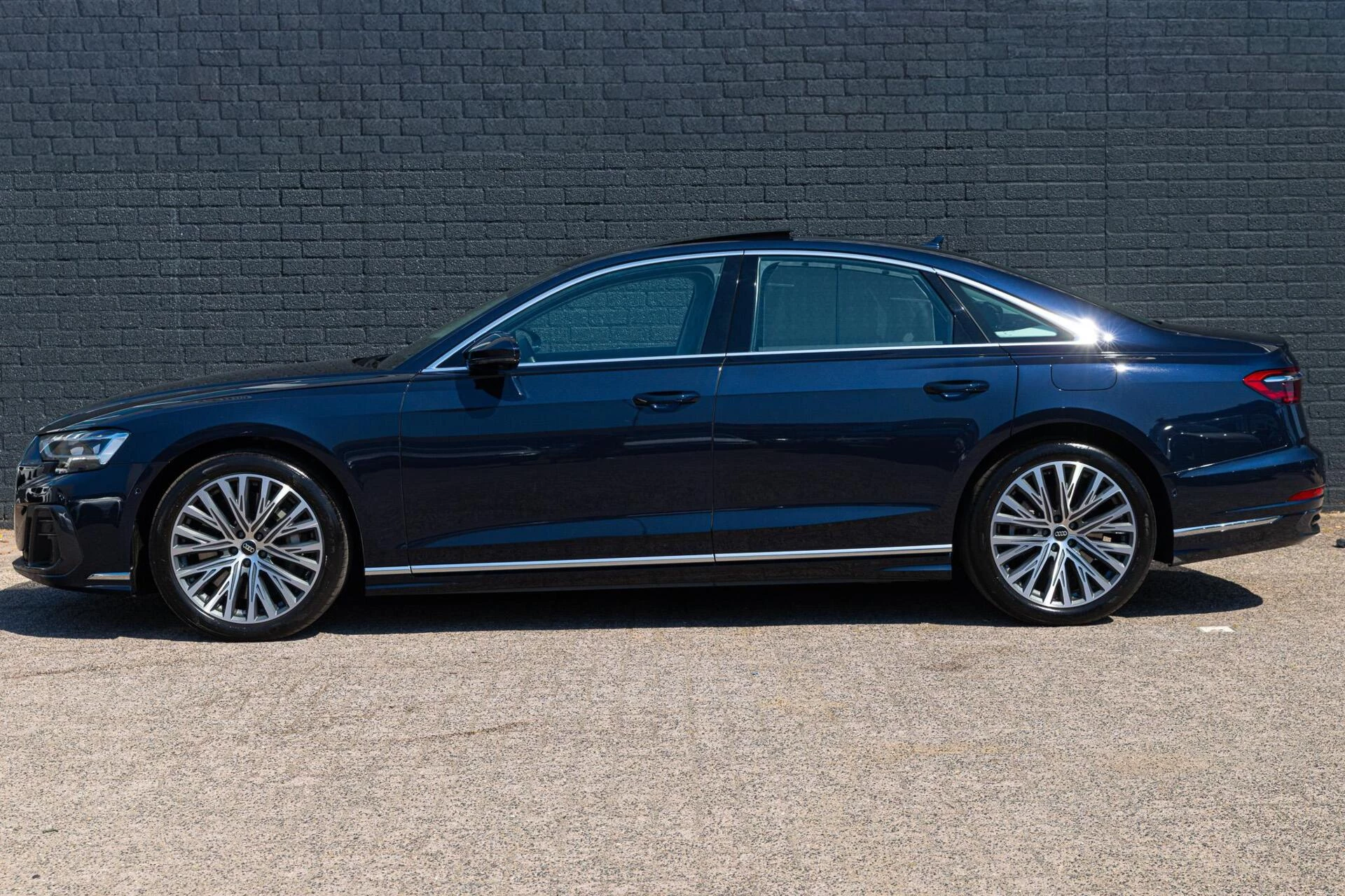 Hoofdafbeelding Audi A8