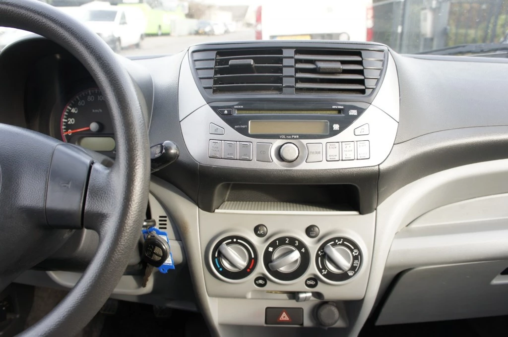 Hoofdafbeelding Nissan Pixo