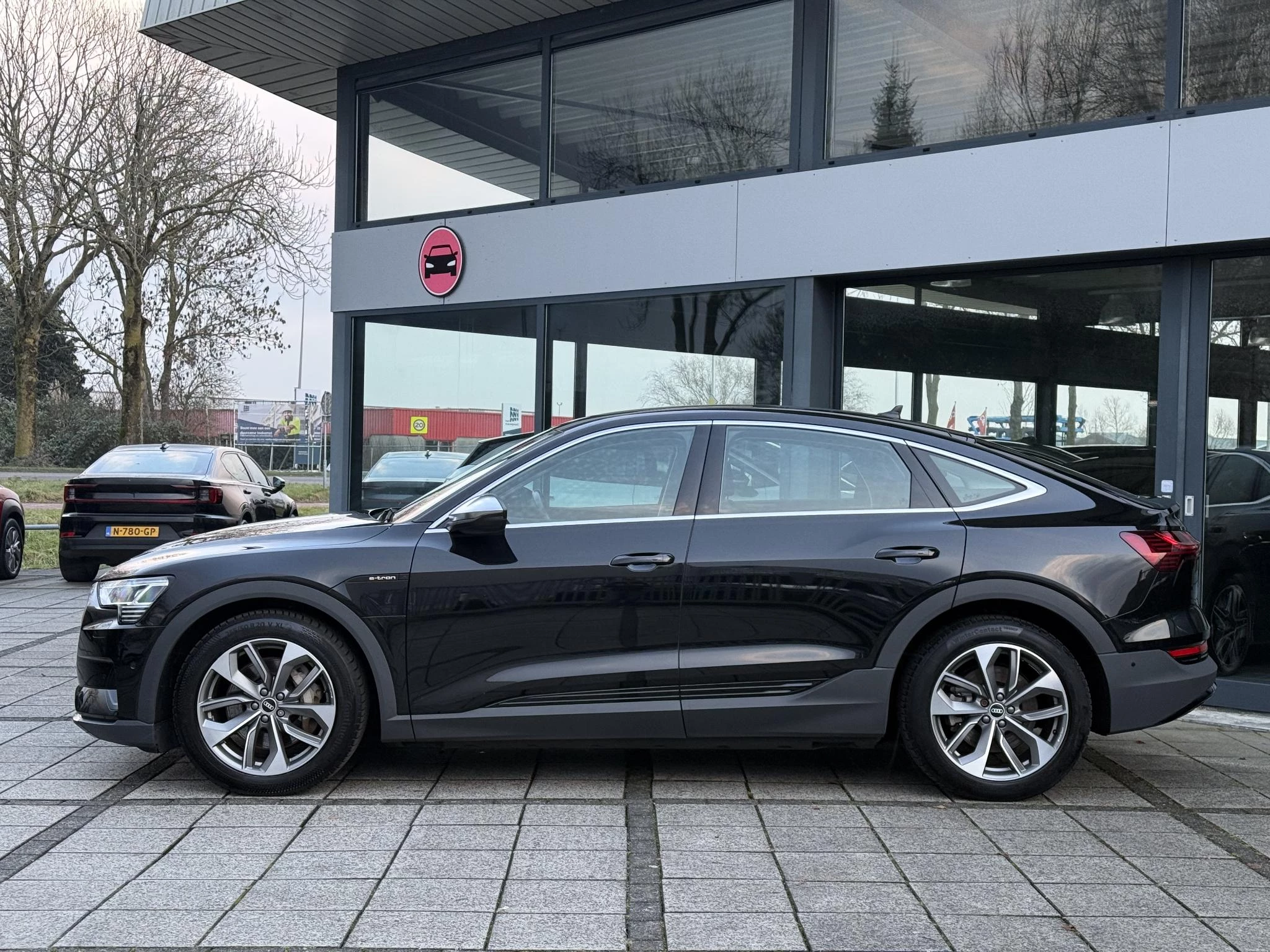 Hoofdafbeelding Audi e-tron