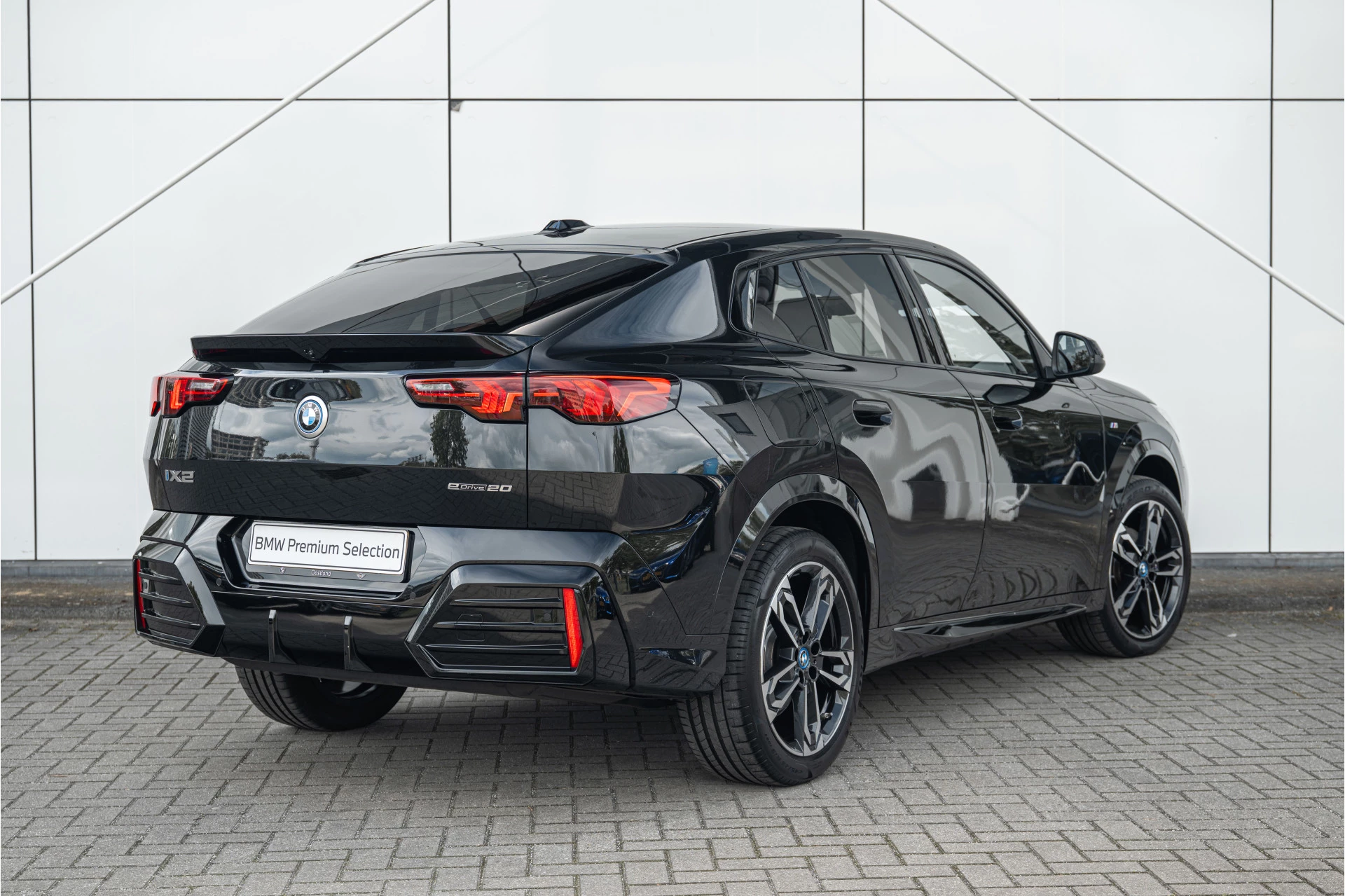 Hoofdafbeelding BMW iX2