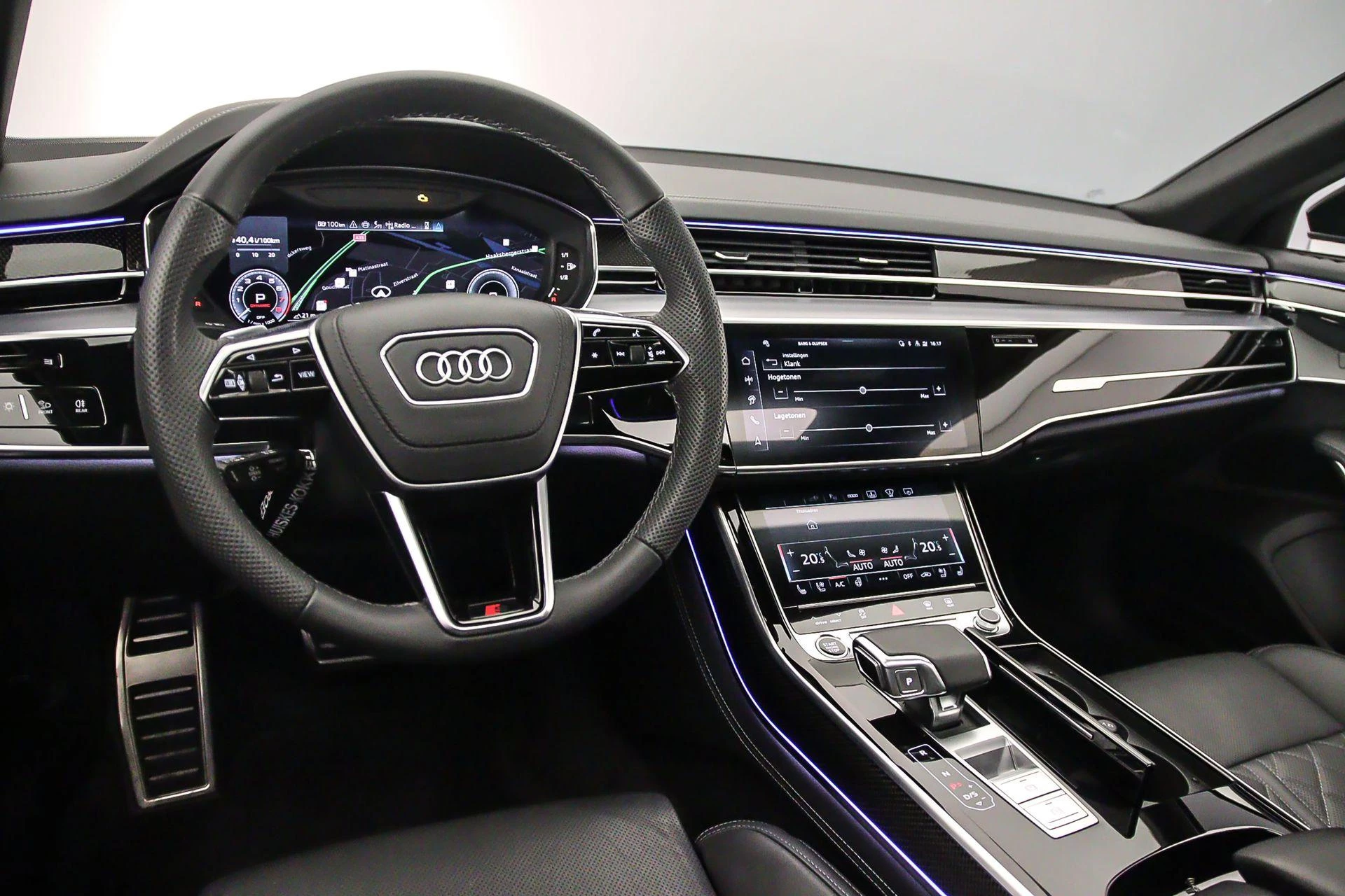 Hoofdafbeelding Audi A8