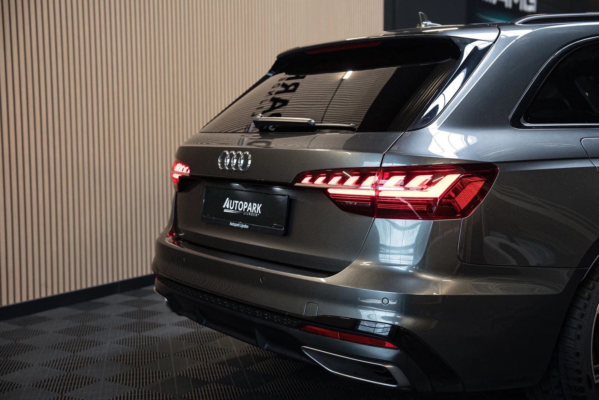 Hoofdafbeelding Audi A4