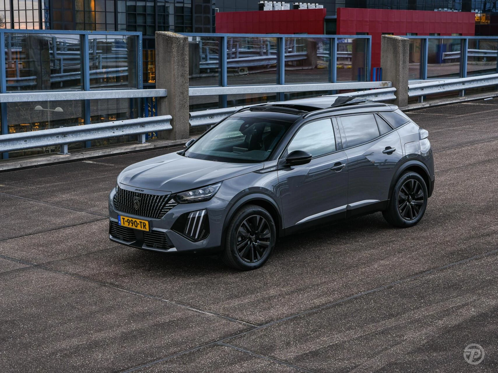 Hoofdafbeelding Peugeot e-2008